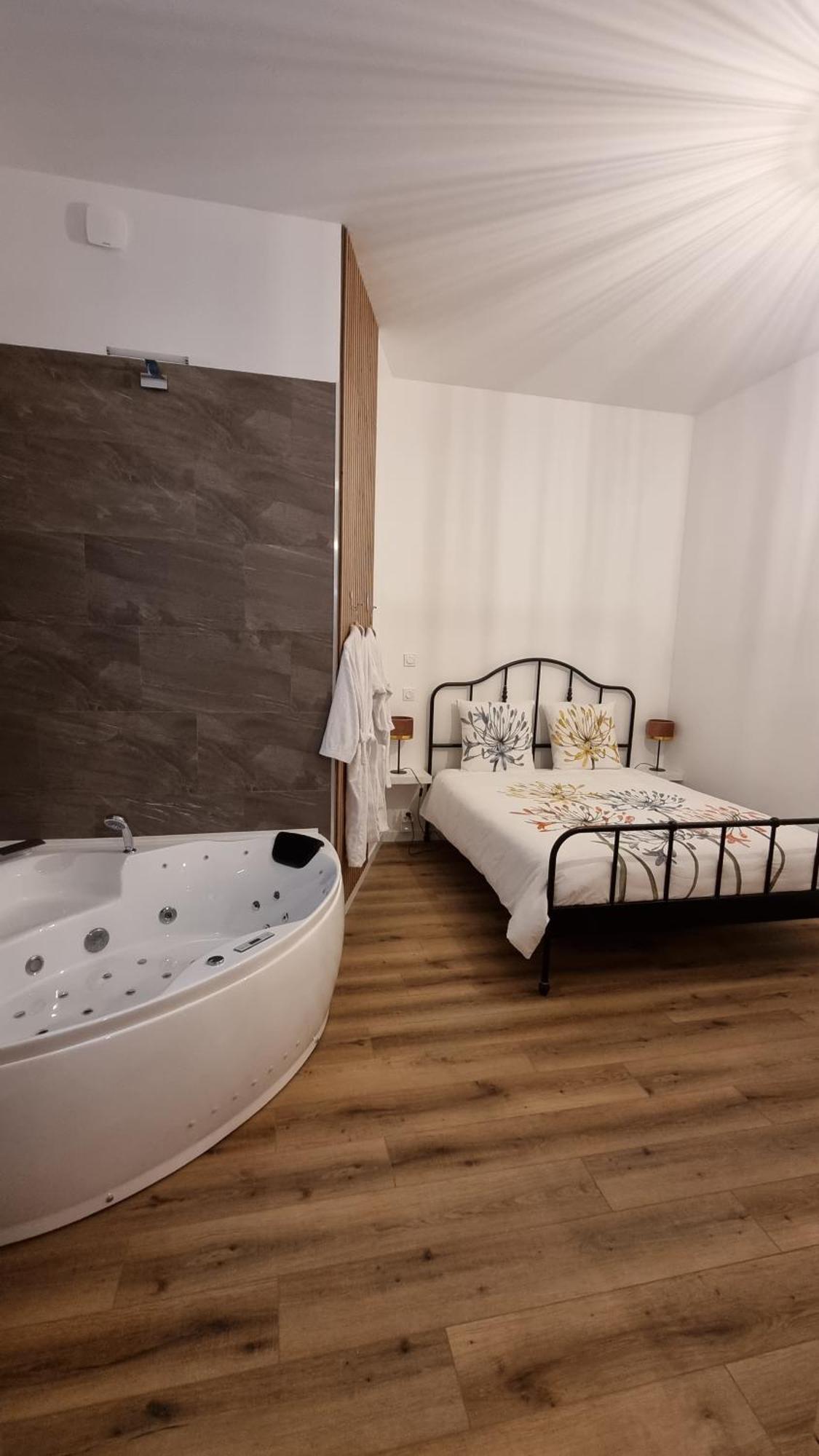La Bastide Champenoise - Chambres D'Hotes Villers-Allerand Buitenkant foto